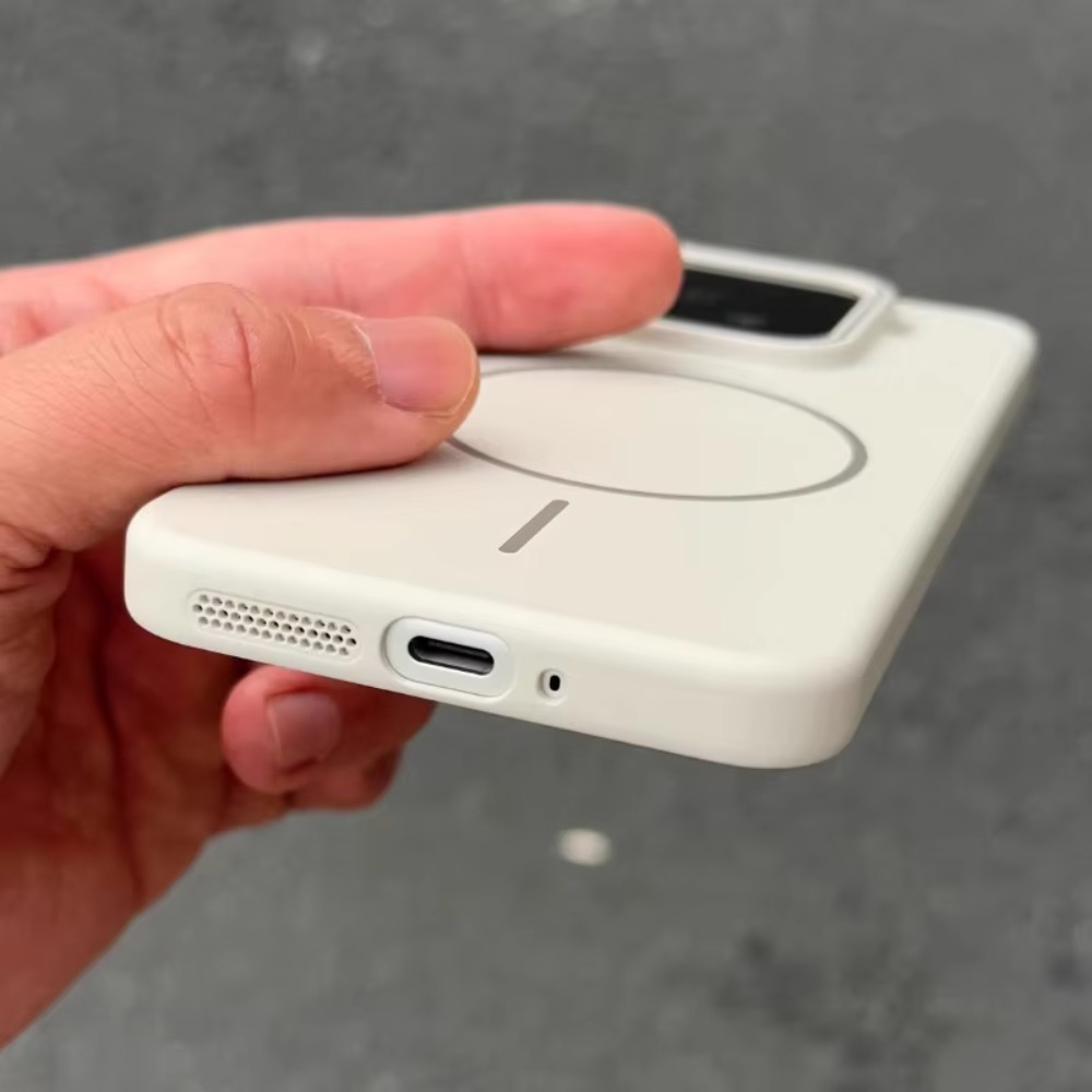 Motorola Signature Moto Edge 7 - Matte Hard Pc Back Case のレビューと価格